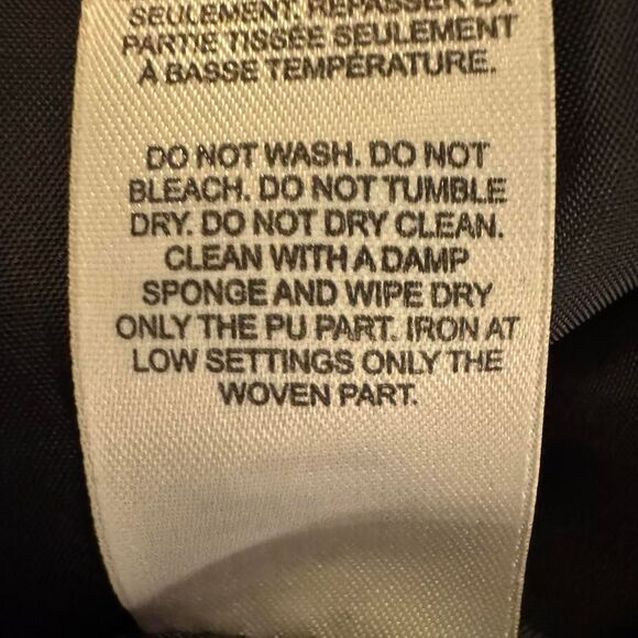 Garage Women's Black Jacket - Picture 6 of 7